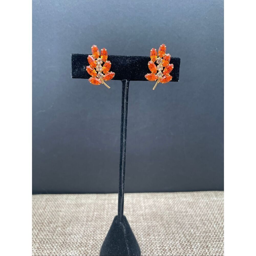 Vintage Orange Rhinestone Leaf Clip-On Earrings – Gold Tone Sparkling Crystal Ac